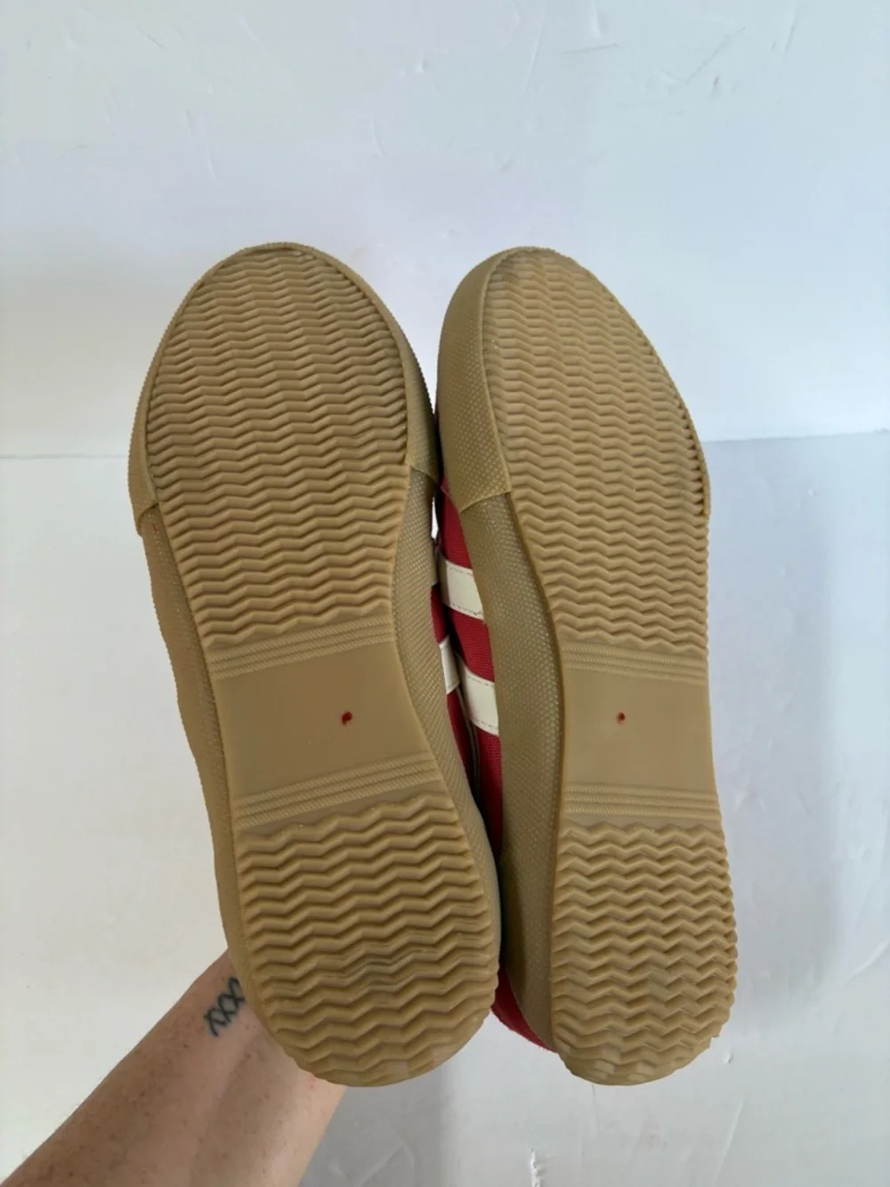 NWT Gola Badminton Court Sneakers Size 8 Women’s